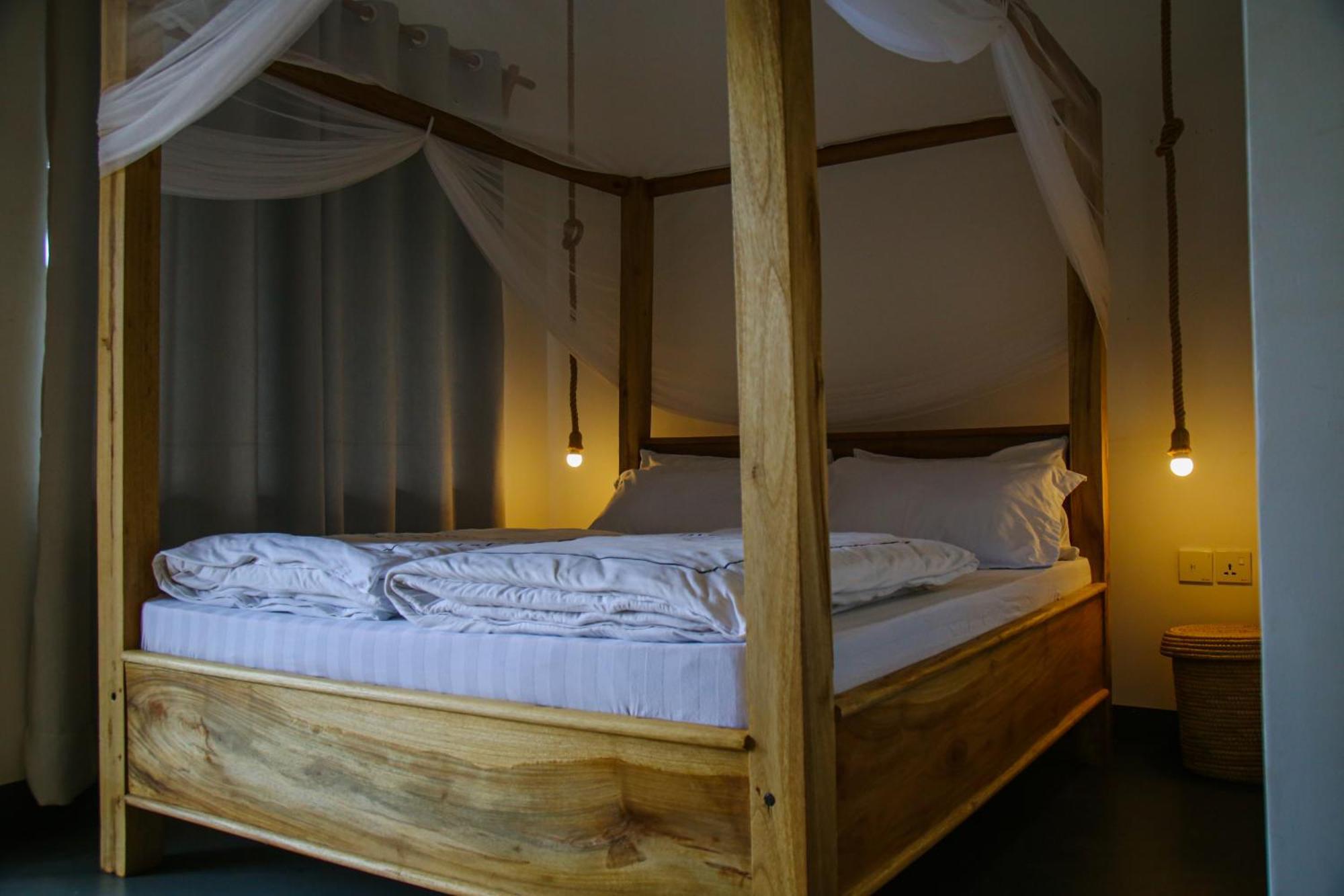 Hakuna Woga Lodge